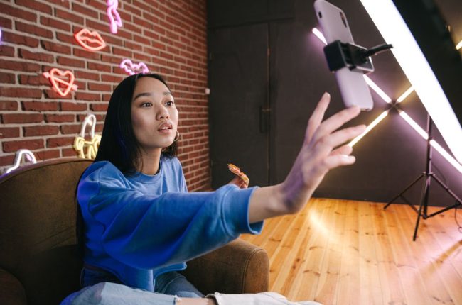 How to leverage influencer marketing for business growth